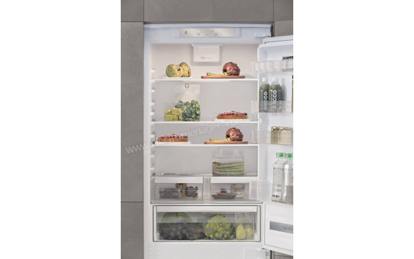 WHIRLPOOL SP408102FR - Vue de l'int&eacute;rieur partie r&eacute;frig&eacute;rateur