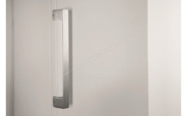 WHIRLPOOL SW8AM2QW2 - Zoom sur la poign&eacute;e