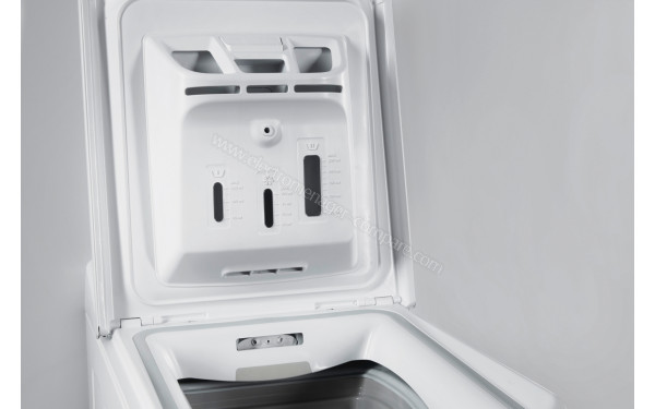WHIRLPOOL TDLR6235FR/N - Zoom sur les compartiments &agrave; lessive