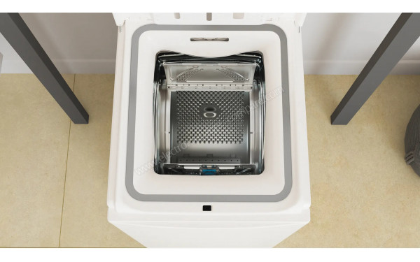 WHIRLPOOL TDLR65230LFRN - Zoom sur le tambour