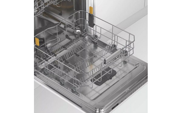 WHIRLPOOL W0ITP51W - Vue du panier inf&eacute;rieur