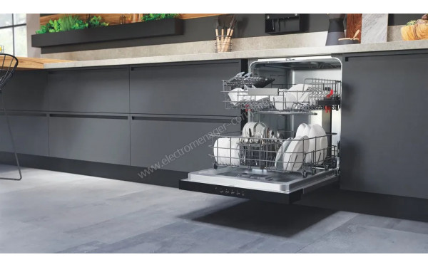 WHIRLPOOL W3PFD636B - Vue des paniers