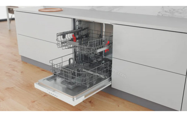 WHIRLPOOL W3PFD636W - Vue des paniers