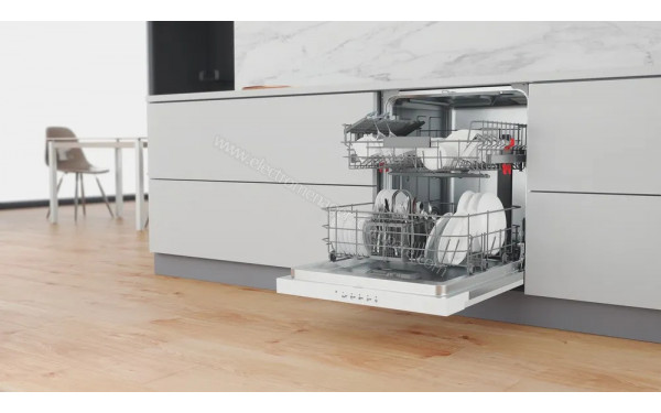 WHIRLPOOL W3PFD636W - Vue des paniers