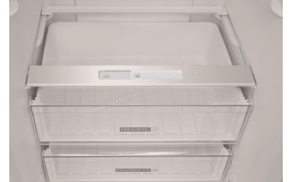 WHIRLPOOL W7821OK - Vue de bacs de zone fra&icirc;cheur (cr&eacute;dit : Boulanger)