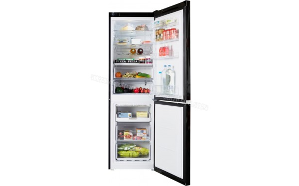 WHIRLPOOL W7821OK - Vue de l'int&eacute;rieur rempli (cr&eacute;dit : Boulanger)