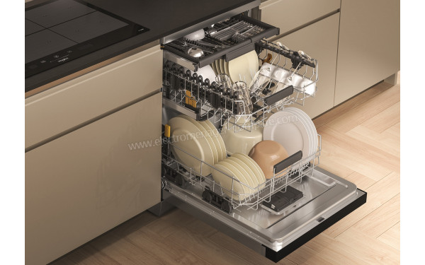 WHIRLPOOL W7FHS31S - Vue de l'int&eacute;rieur 3/4 gauche