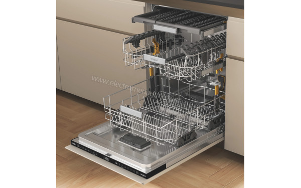 WHIRLPOOL W7IHF60TUS - Vue de l'int&eacute;rieur