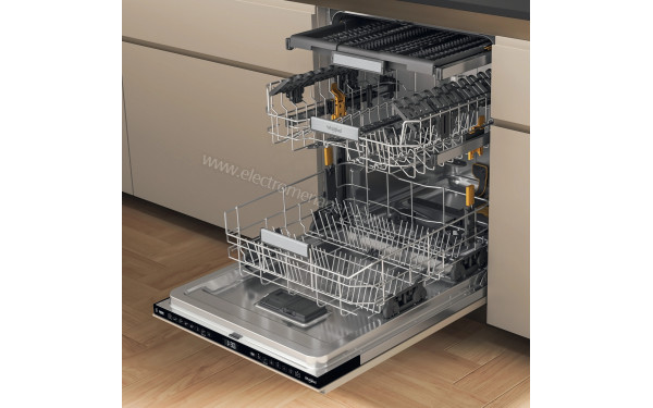 WHIRLPOOL W7IHF60TU - Vue de l'int&eacute;rieur