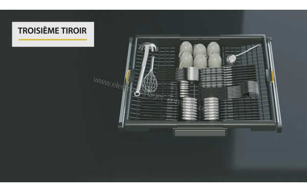 WHIRLPOOL W7IHF60TU - Vue du tiroir sup&eacute;rieur
