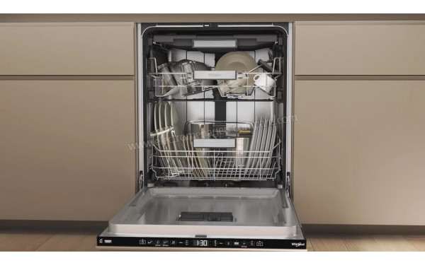 WHIRLPOOL W7IHT58T - Vue de l'int&eacute;rieur