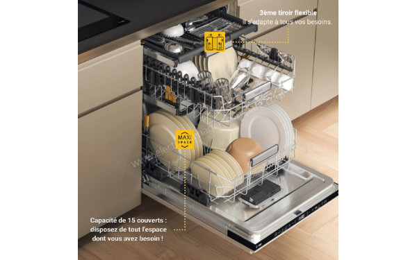 WHIRLPOOL W7IHT58T - Vue du panier inf&eacute;rieur, sup&eacute;rieur et tiroir sup&eacute;rieur