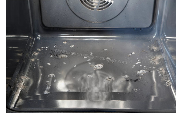 WHIRLPOOL W7 OM4 4S1 P BL - Mise en situation