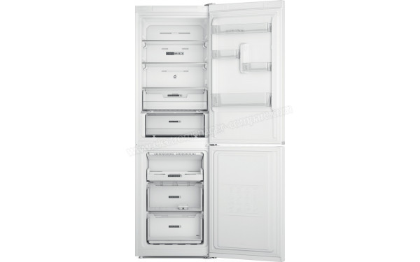 WHIRLPOOL W7X82OW - Vue de l'int&eacute;rieur