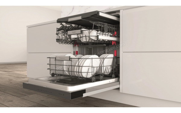 WHIRLPOOL WBO3T133PFX - Vue de l'int&eacute;rieur