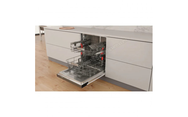 WHIRLPOOL WBO3T333P6.5X - Vue de l'int&eacute;rieur