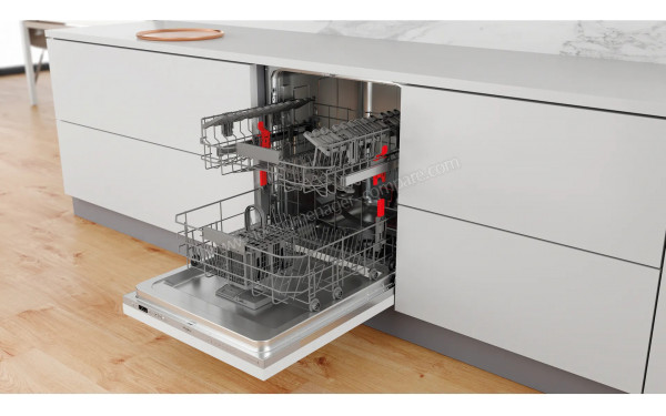 WHIRLPOOL WDIC3C34PE - Vue de l'int&eacute;rieur