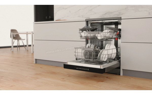 WHIRLPOOL WFO3C336.5X - Mise en situation