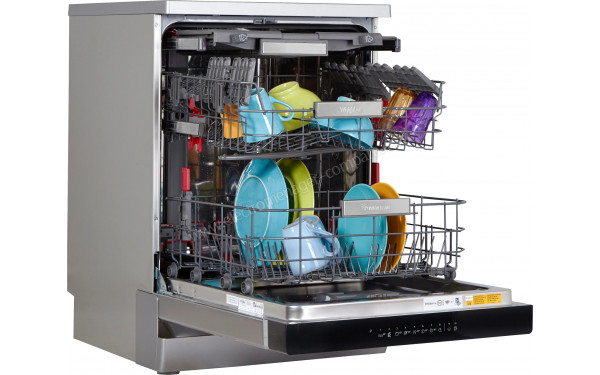 WHIRLPOOL WFO3O41PLX - Vue de l'int&eacute;rieur