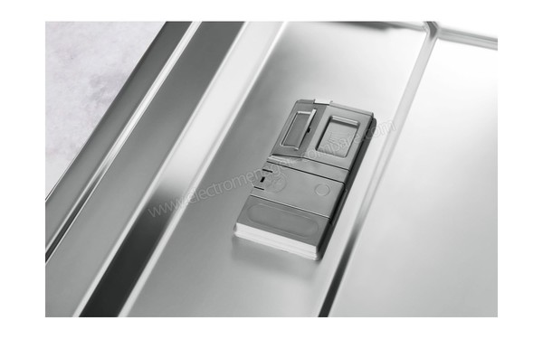 WHIRLPOOL WFO3T121PX - Bac &agrave; produits