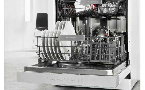 WHIRLPOOL WFO3T141PF - Vue de l'int&eacute;rieur