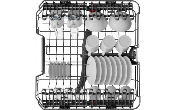 WHIRLPOOL WFO3T142X - Vue du panier sup&eacute;rieur