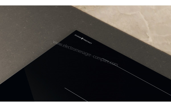 WHIRLPOOL WFS4665CPBF - Zoom sur les bordures