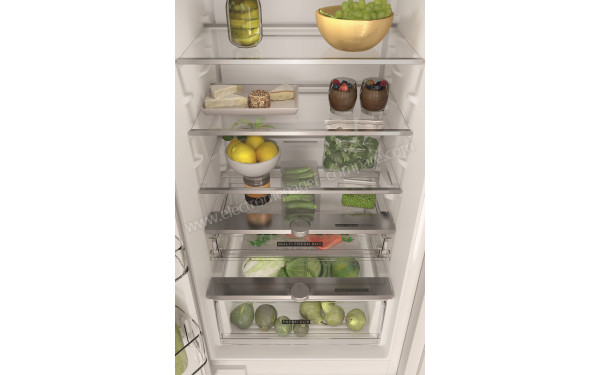 WHIRLPOOL WHC18T323P - Vue de l'int&eacute;rieur partie r&eacute;frig&eacute;rateur