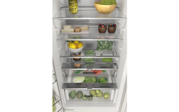 WHIRLPOOL WHC18 T341 - Vue de l'int&eacute;rieur partie r&eacute;frig&eacute;rateur