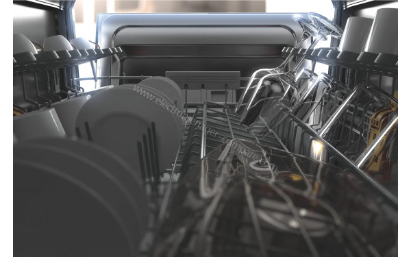 WHIRLPOOL WIO3T133PE6.5 - Vue du panier sup&eacute;rieur