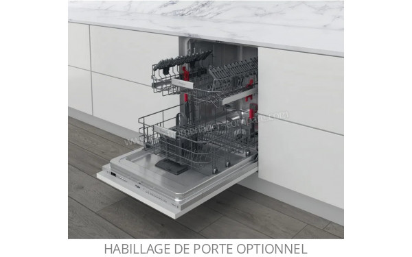 WHIRLPOOL WIO3T141PS - Vue de l'int&eacute;rieur