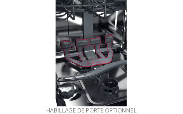 WHIRLPOOL WIO3T141PS - Vue de l'int&eacute;rieur