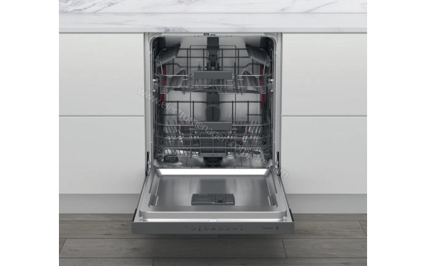 WHIRLPOOL WKBC3C34PX - Vue de l'int&eacute;rieur