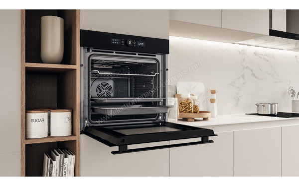 WHIRLPOOL WOI4S8CM0SBAF - Appareil encastr&eacute; vue de l'int&eacute;rieur