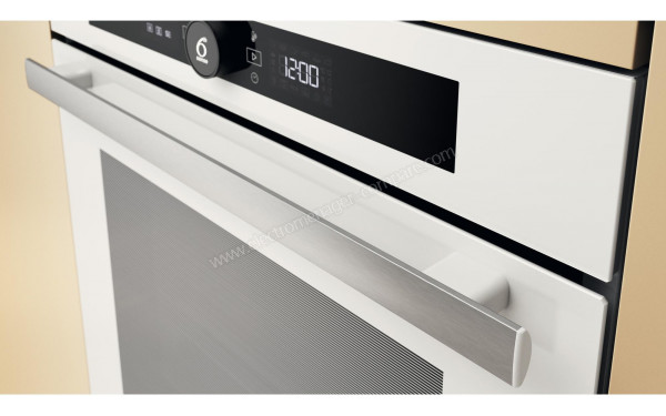 WHIRLPOOL WOI4S8PM1SWAF - Zoom sur la poign&eacute;e