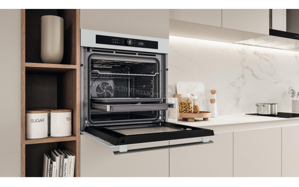 WHIRLPOOL WOI4S8PM1SWAF - Appareil encastr&eacute; vue de l'int&eacute;rieur