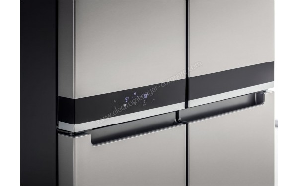 WHIRLPOOL WQ9B1L - Vue 3/4 gauche zoom&eacute;e