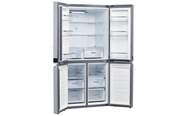 WHIRLPOOL WQ9B1L - Vue 3/4 gauche avec porte ouverte vide