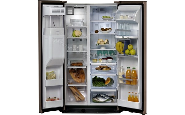 WHIRLPOOL WSG5588A+B - Vue de l'int&eacute;rieur