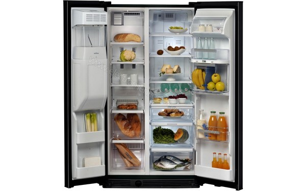 WHIRLPOOL WSG5588A+M - Vue de l'int&eacute;rieur