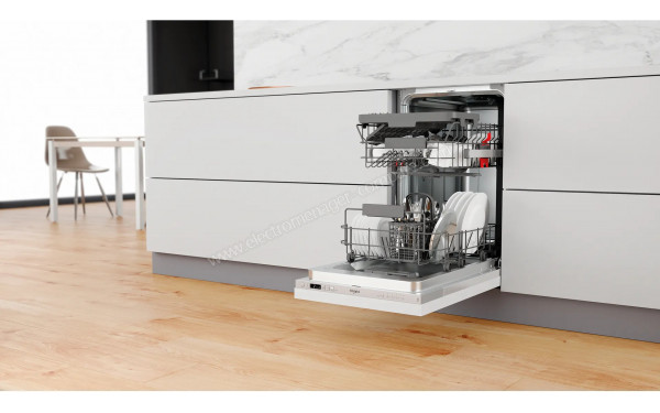 WHIRLPOOL WSIC3M27C - Mise en situation