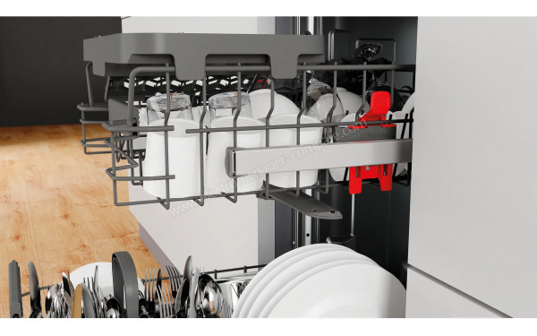 WHIRLPOOL WSIC3M27C - Vue du panier sup&eacute;rieur