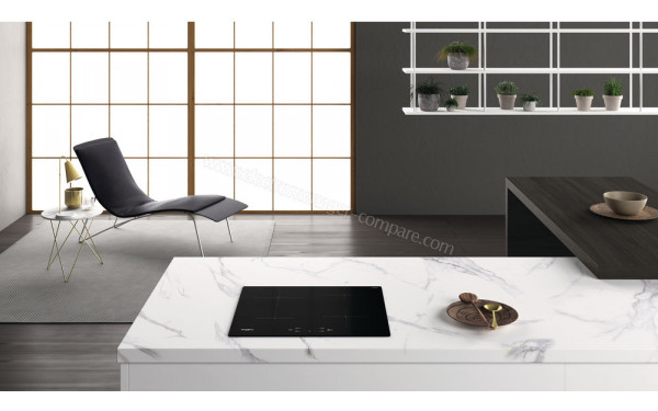 WHIRLPOOL WS Q2160 NE - Mise en situation