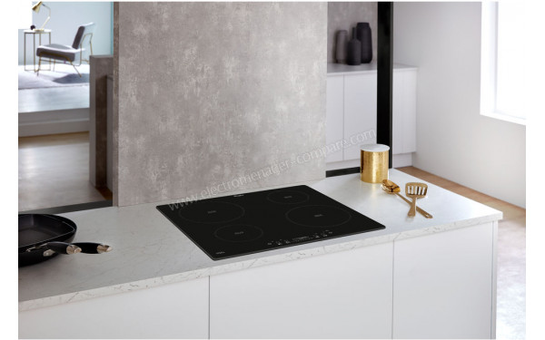 WHIRLPOOL WS Q2160 NE - Mise en situation