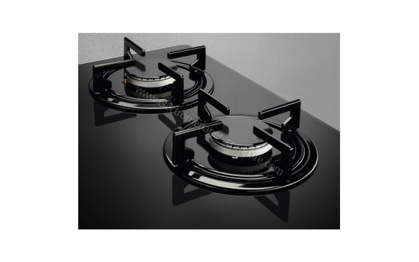 ZANUSSI ZGO62414BA - Zoom sur les foyers &agrave; gaz