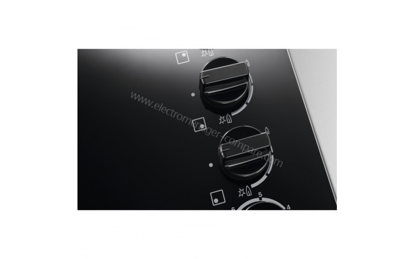 ZANUSSI ZGO62414BA - Panneau de commandes