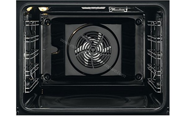 ZANUSSI ZOB65701XU - Vue de l'int&eacute;rieur