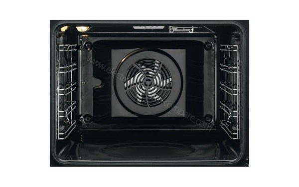 ZANUSSI ZOP37912XU - Vue de l'int&eacute;rieur