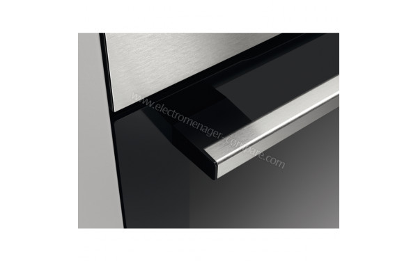 ZANUSSI ZOPXE5X1 - Zoom sur la poign&eacute;e