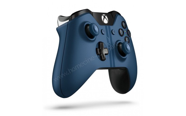 MICROSOFT Xbox One Forza MS 6 Import EU - Vue 3/4 gauche de la manette